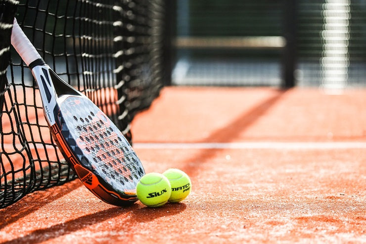 Diferencias entre las pelotas de padel y las de tenis