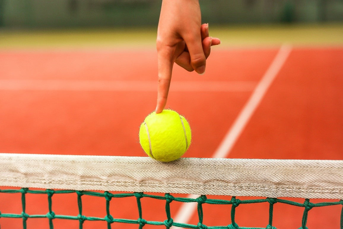 Principales diferencias entre las pelotas de tenis y pádel